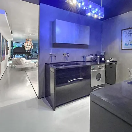 Lovely In With Wif アパート *