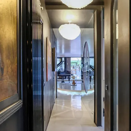 Apartman Lovely In With Wif *